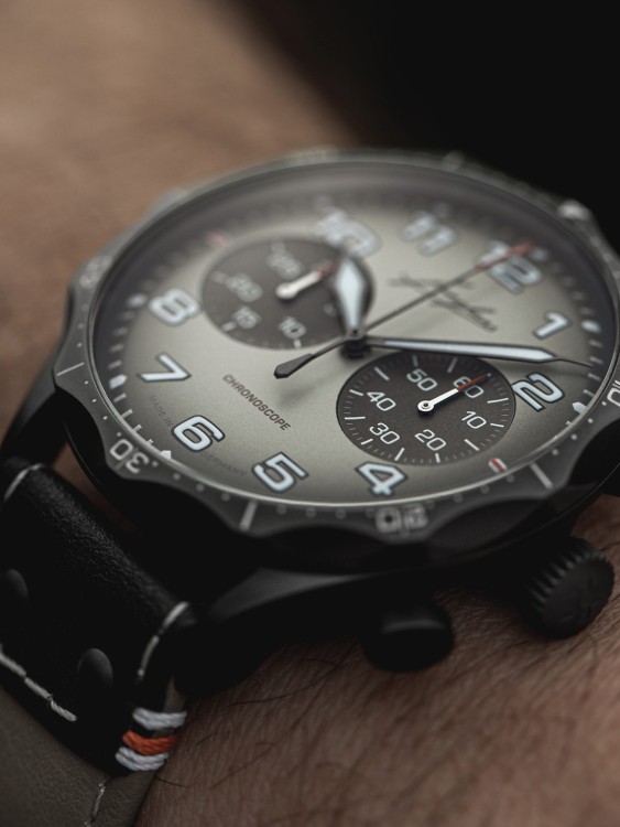Junghans Pilot Chronoscope Desert Exklusive Angebote