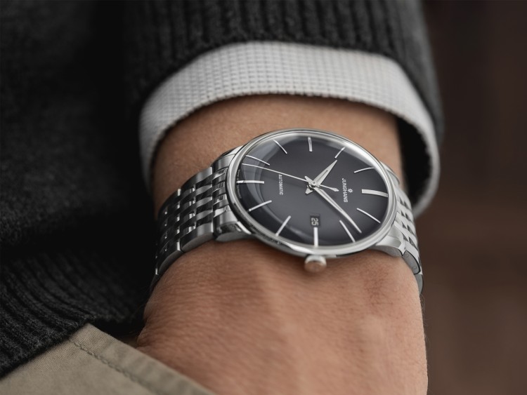 Junghans Meister Automatic Lagerräumung