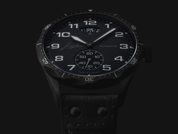 Junghans Pilot Automatic Bis zu 60% Rabatt