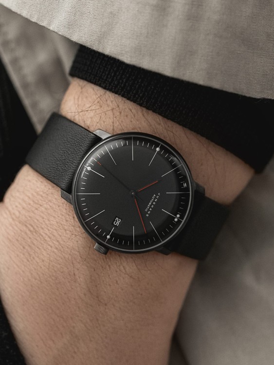 Junghans max bill Automatic Bauhaus Discount Store für neue Produkte
