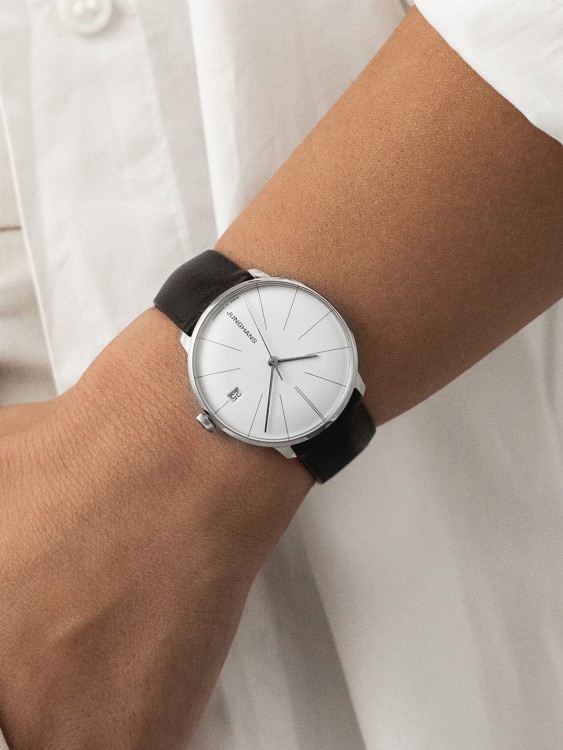 Junghans Meister fein Kleine Automatic Auslauf