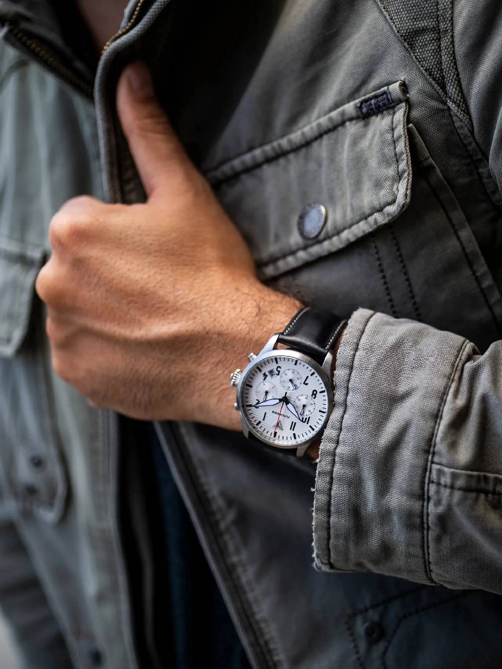 Junkers Flieger Chronograph Kostenloser Versand international
