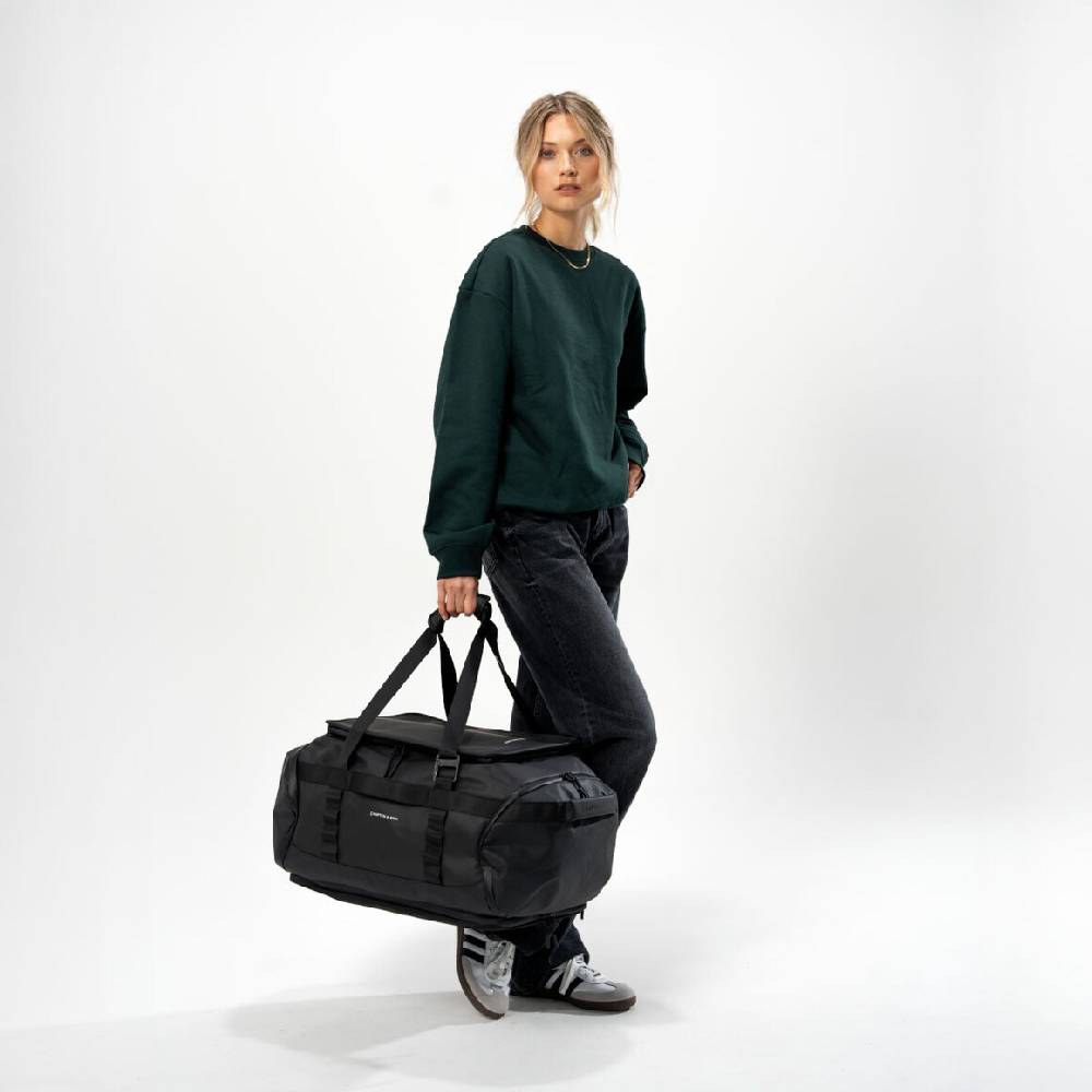 Kpten & Son Lisbon Duffle Backpack All Black Vierteljährliche Förderung