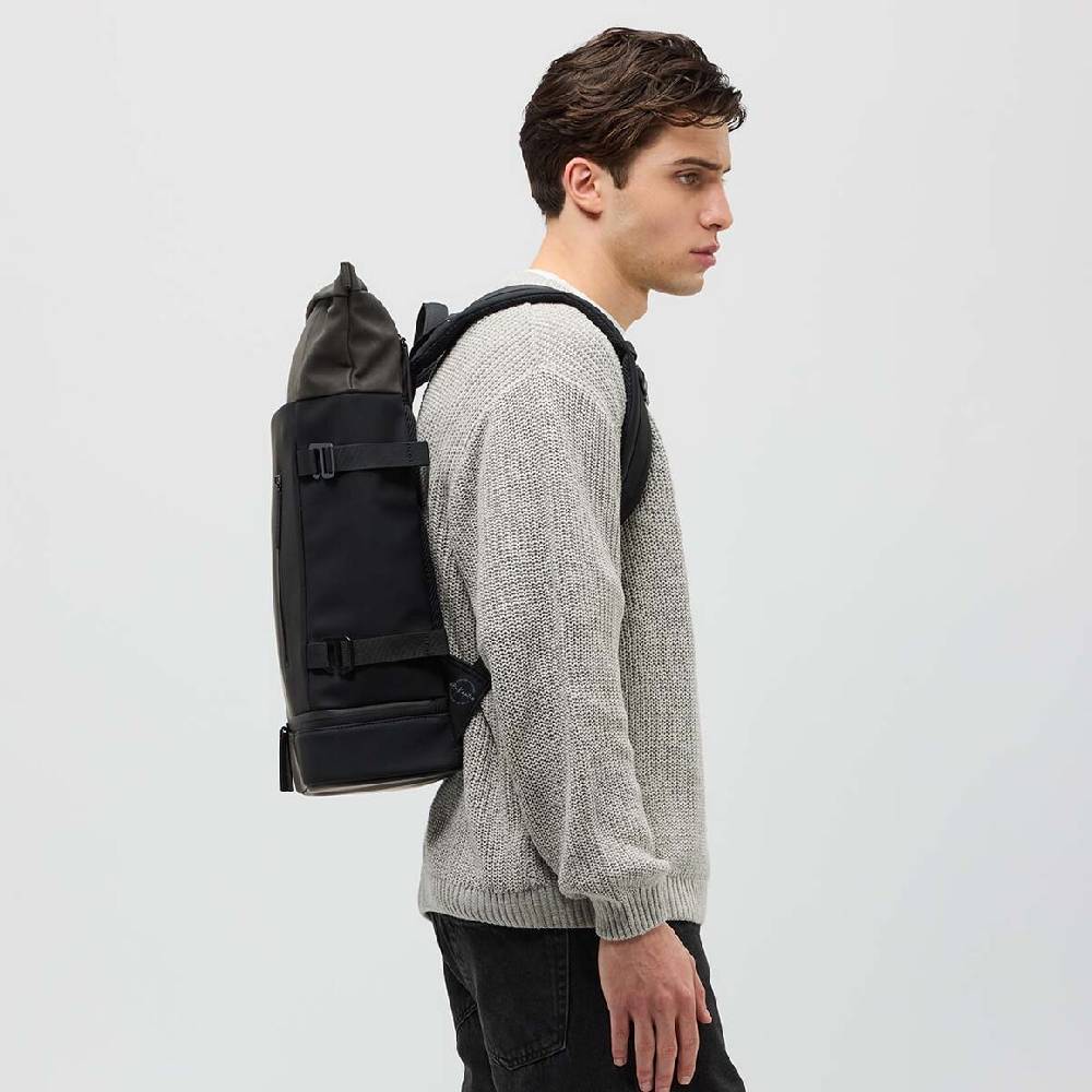 Kpten & Son Helsinki All Black Riesige Rabatte