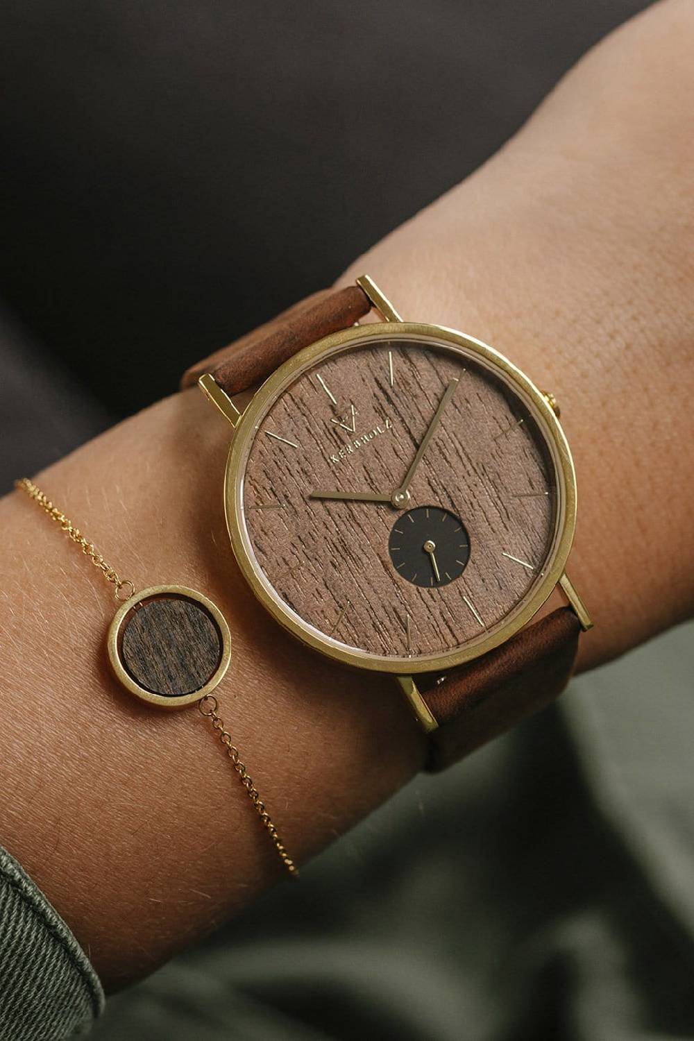 Kerbholz CIRCLE BRACELET Rosenholz im Angebot