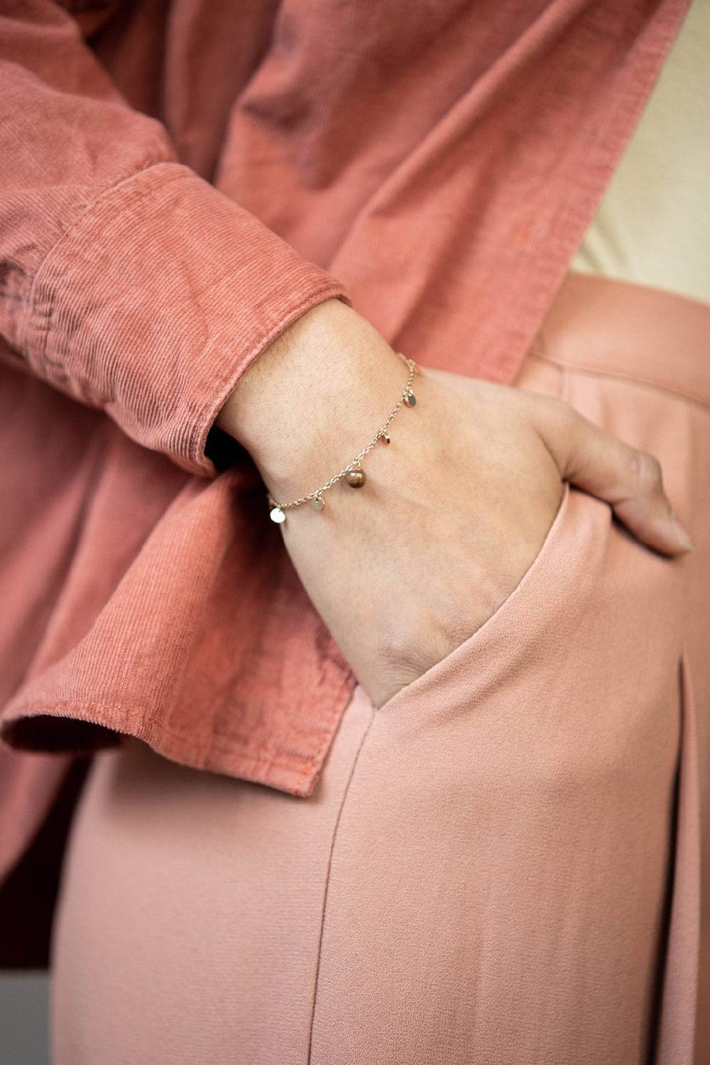 Kerbholz PEARL BRACELET Walnuss Meist gekauft