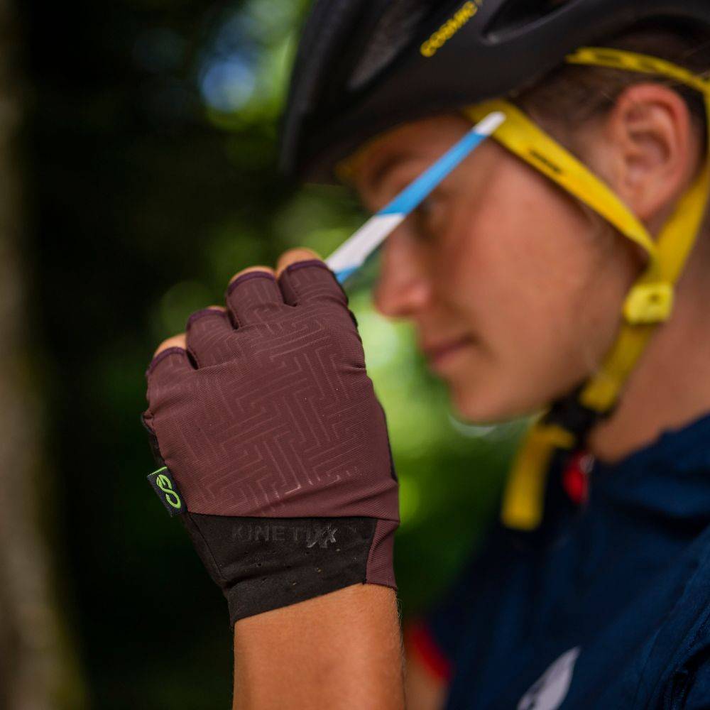 Kinetixx Radhandschuh Limor C2G aus recyceltem Material Begrenzt auf 3 Tage