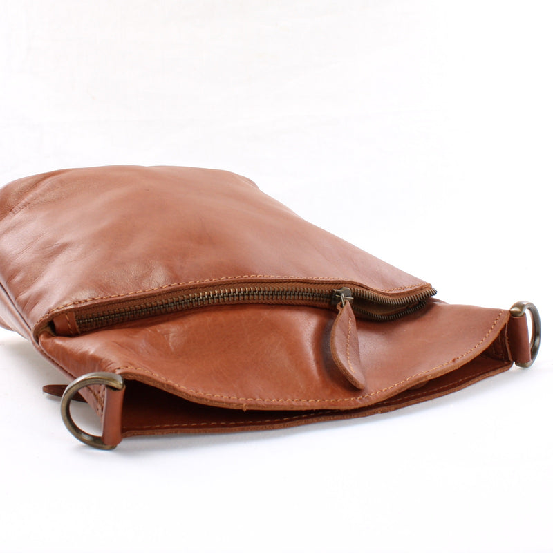 Leconi kleine Umhängetasche Schultertasche Freizeittasche Leder cognac LE3049 Vatertagsangebot