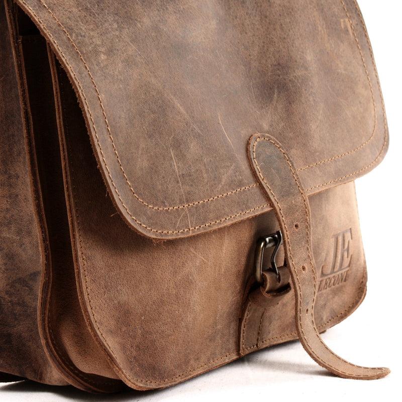 Leconi Umhängetasche Schultertasche Freizeittasche Büffelleder klein vintage braun LE3061 Top Angebot
