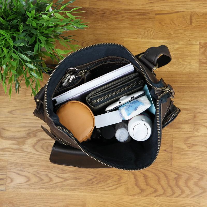 Leconi Umhängetasche Schultertasche Damen Herren Used Look Leder dunkelbraun LE3011 Rabatt