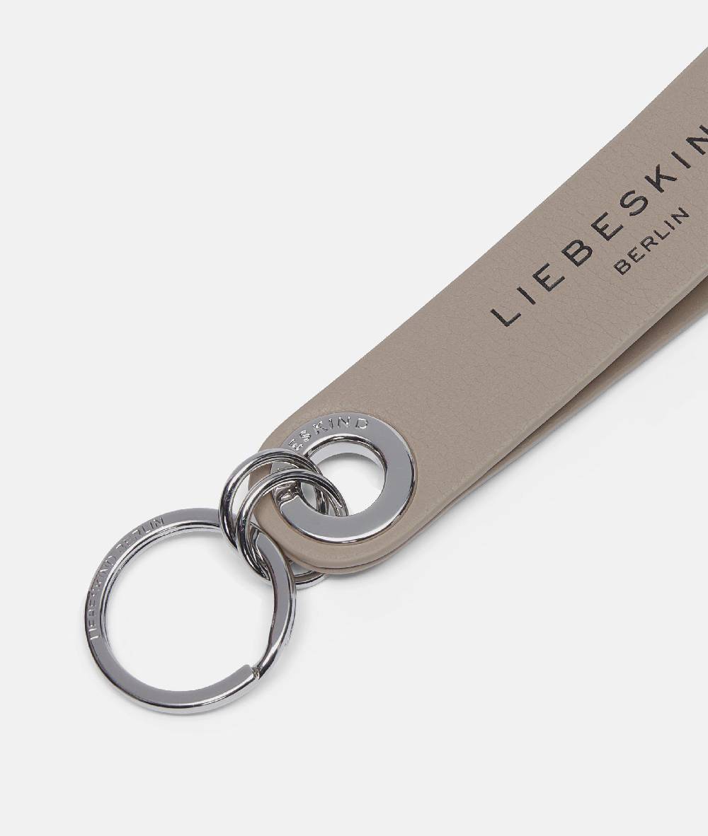 Liebeskind Berlin Pendant 50% Rabatt mit kostenlosem Versand