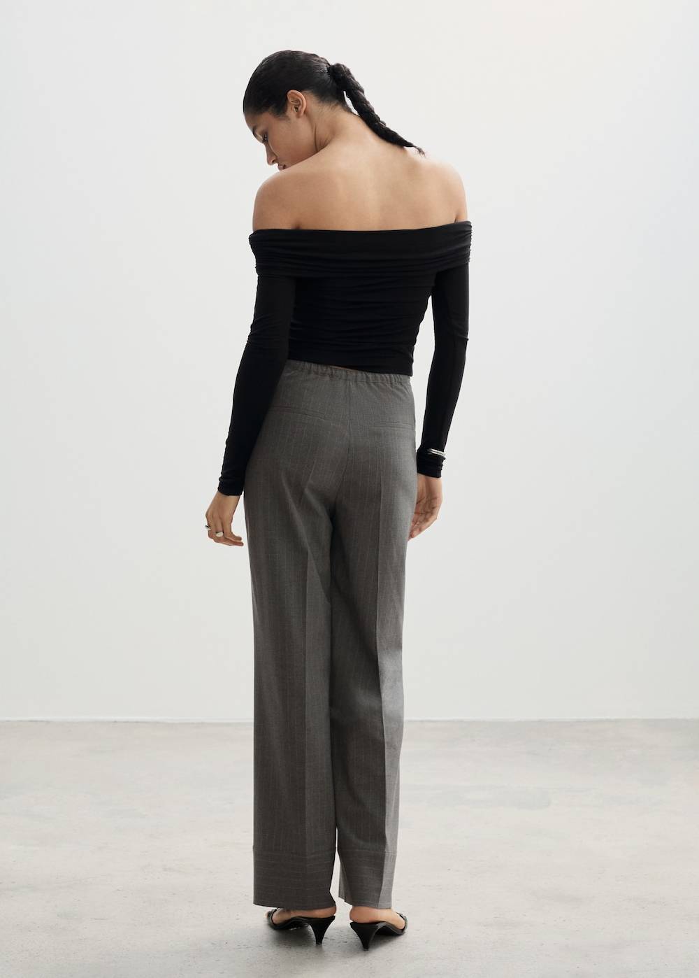 Mango Gerade Nadelstreifenhose Valentinstagsangebot