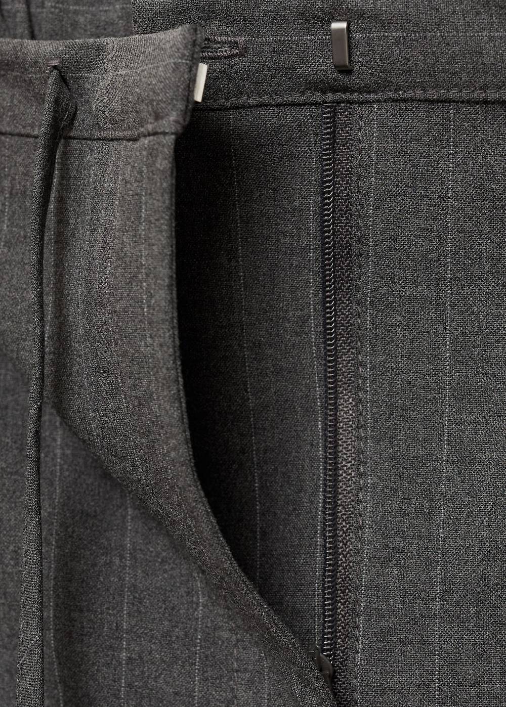Mango Gerade Nadelstreifenhose Valentinstagsangebot