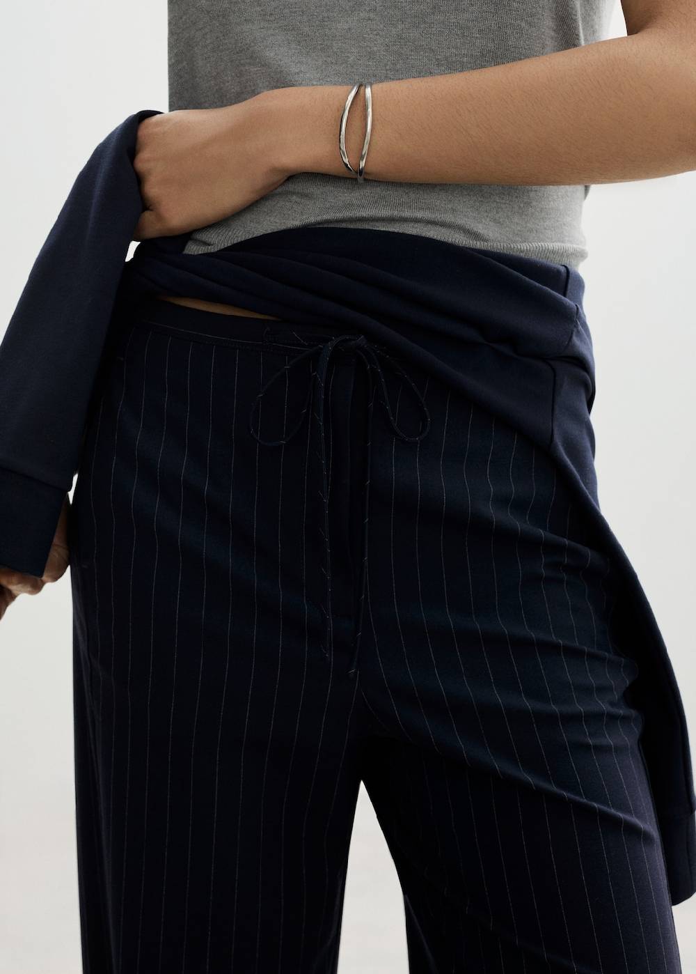 Mango Gerade Nadelstreifenhose Heißer Verkauf