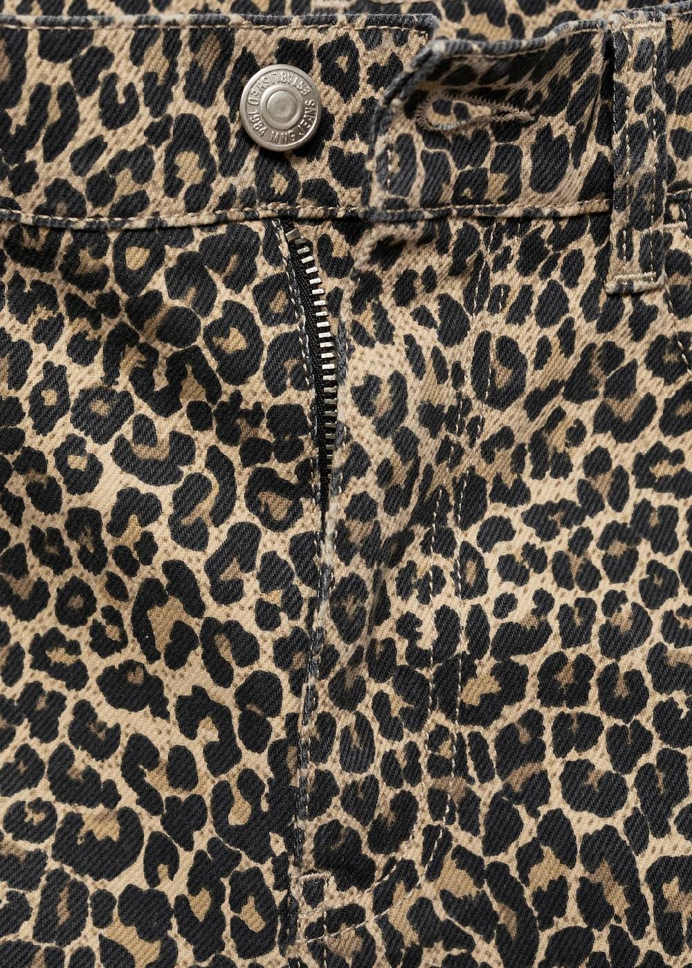 Mango Gerade Shorts mit Leopardenmuster Neuheiten