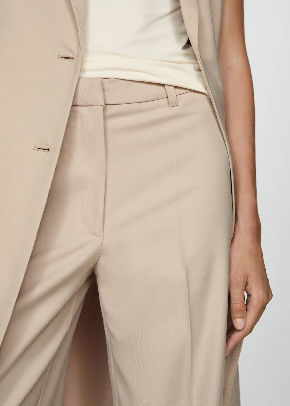 Mango Gerade Bundfaltenhose Neueste Stile