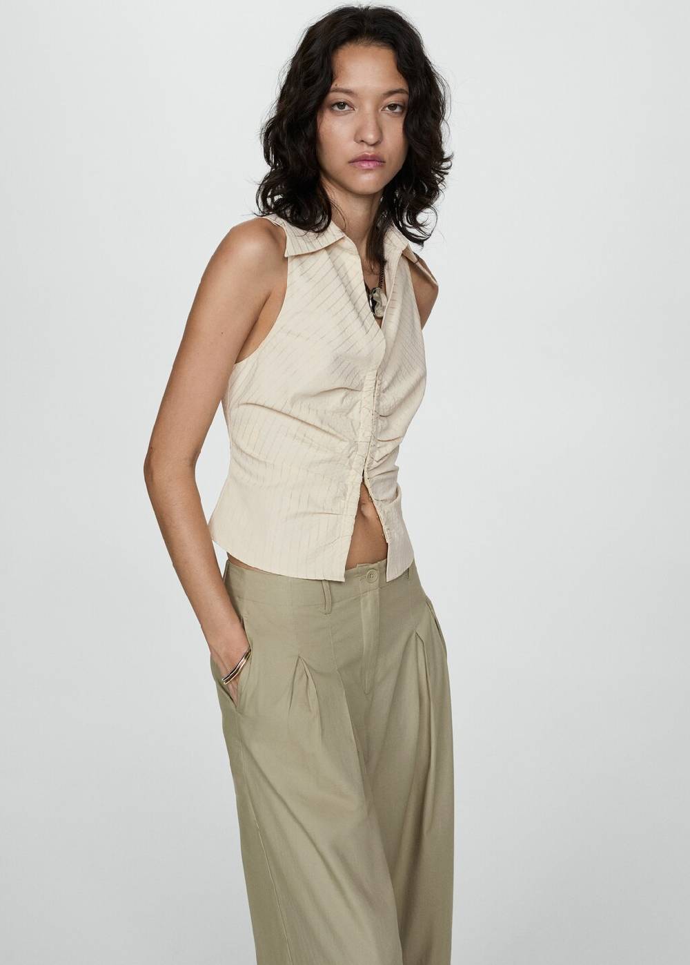 Mango Baumwollhose mit Bundfalten Auslauf