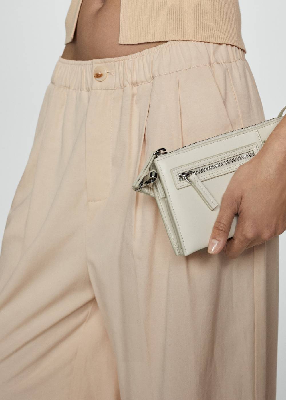 Mango Lyocell-Hose mit Faltendetails Vatertagsangebot
