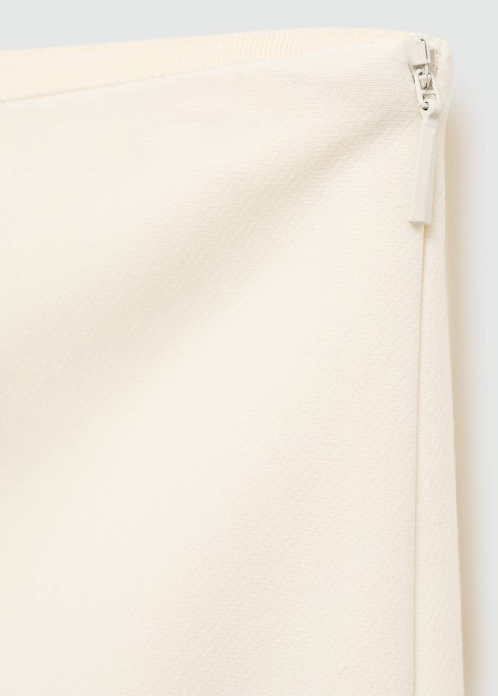 Mango Wideleg-Bundfaltenhose Räumungsverkauf