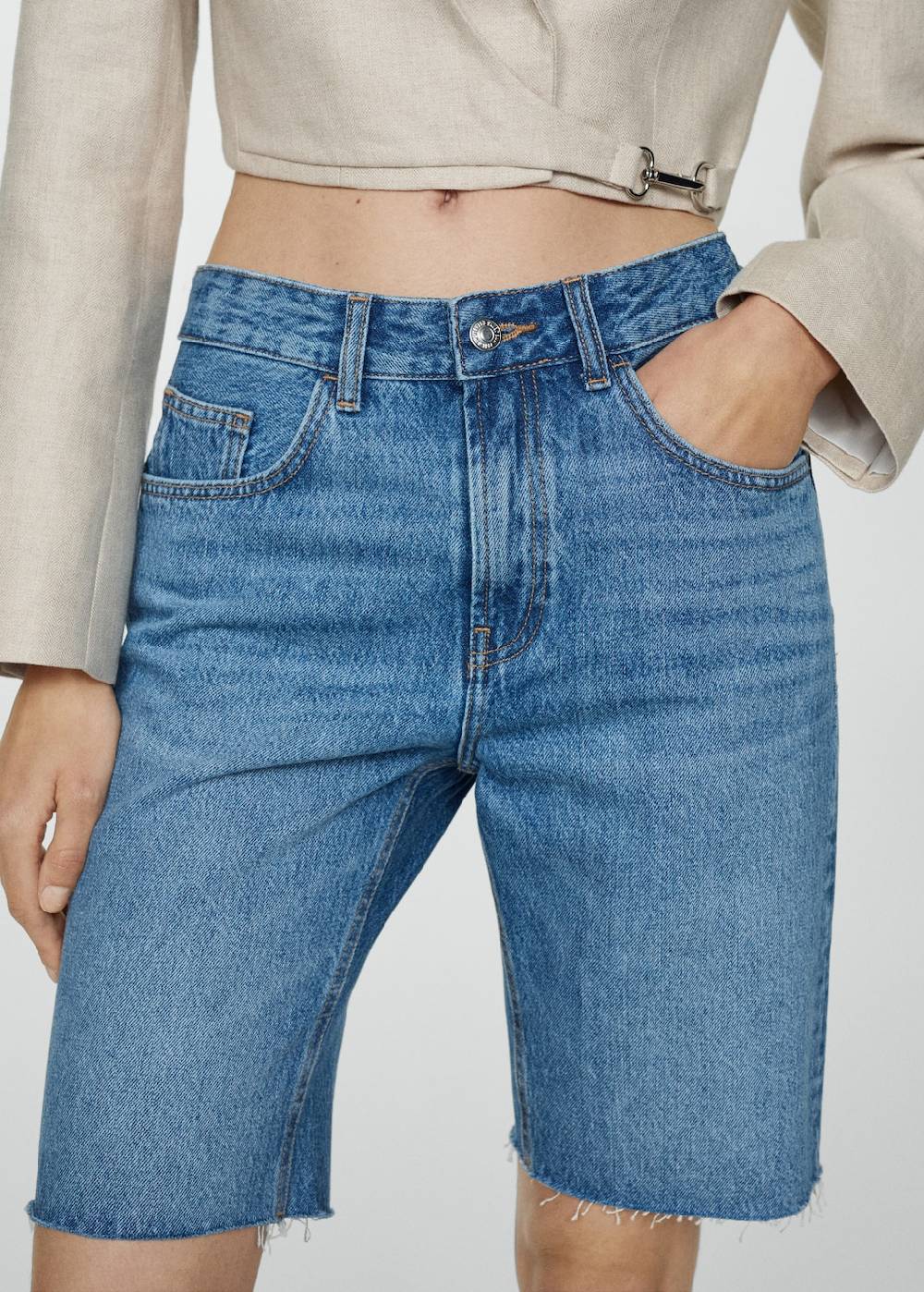 Mango Gerade Jeans-Bermudashorts Vierteljährliche Förderung
