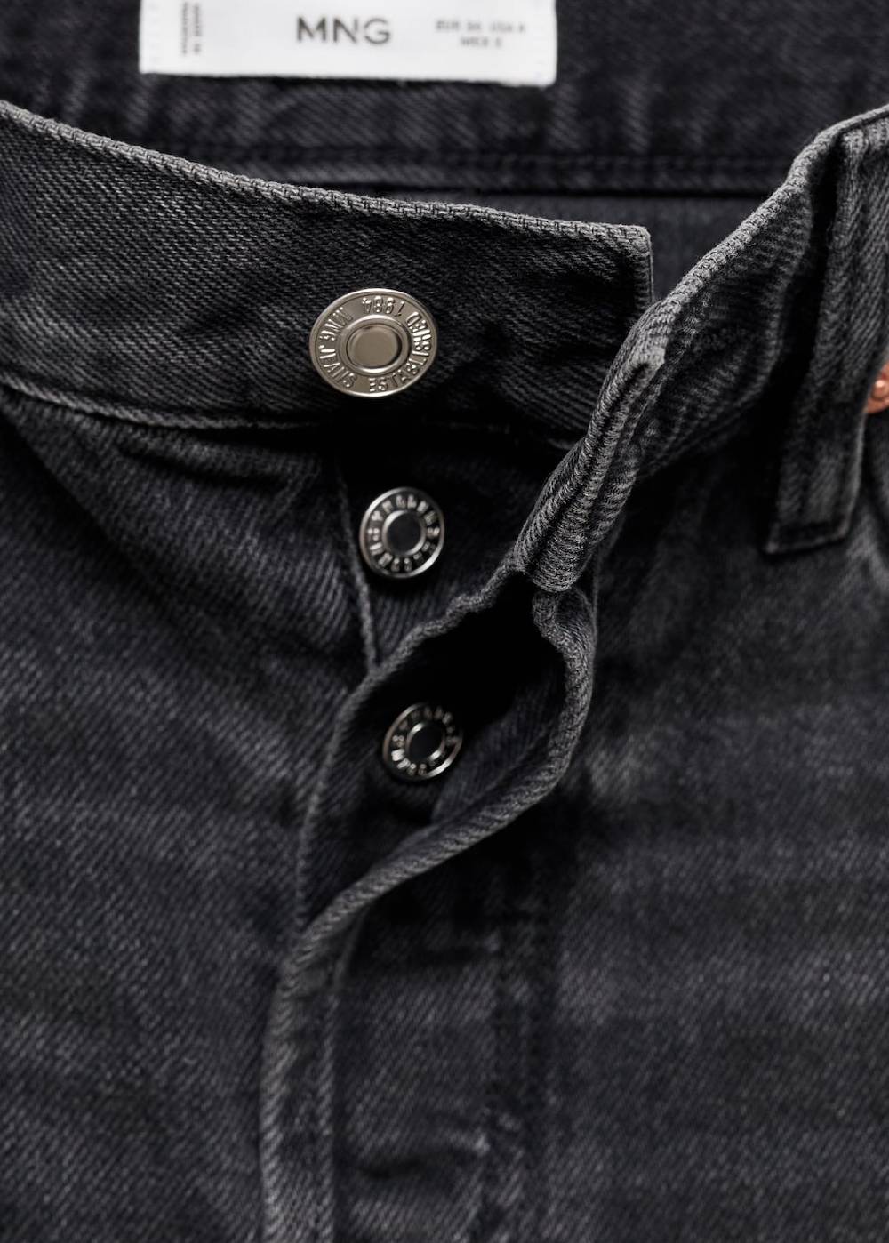 Mango Jeansshorts mit Zierrissen zollfrei