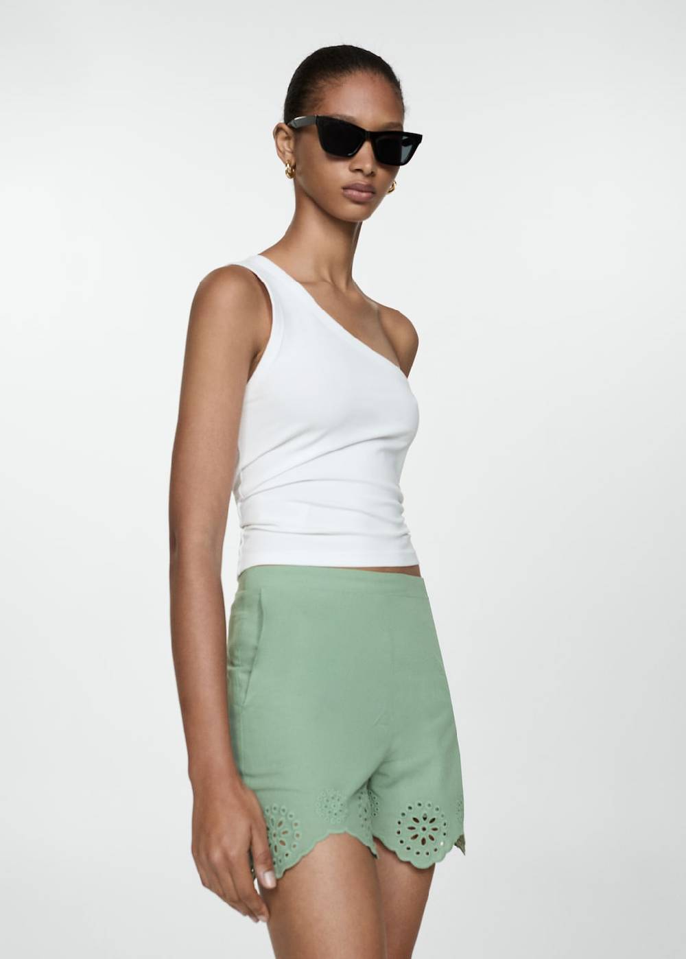 Mango Bestickte Lochstrick-Shorts Speichern exportieren