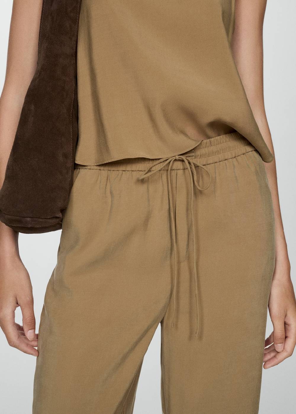 Mango Gerade Hose aus Modal Heißer Verkauf