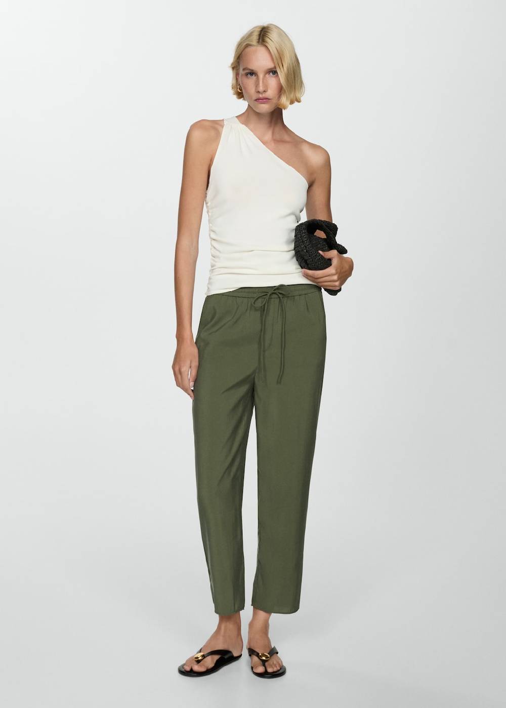 Mango Gerade Hose aus Modal Top Angebot