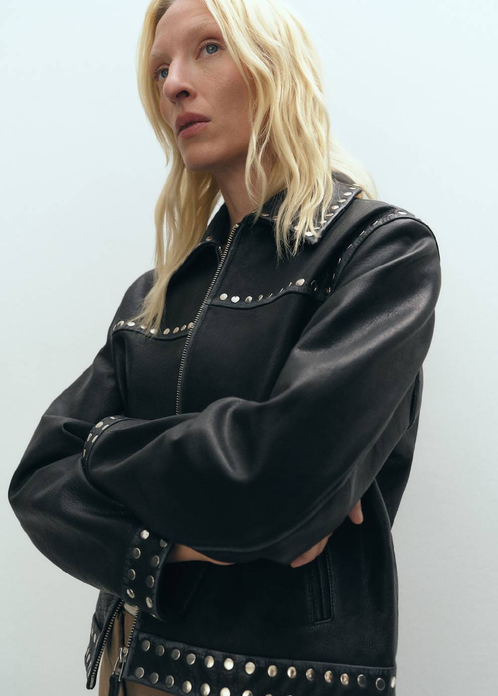 Mango Lederjacke mit Nieten Vierteljährliche Förderung