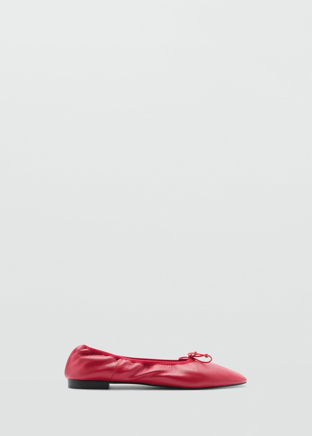 Mango Leder-Ballerinas mit Schleife 2025