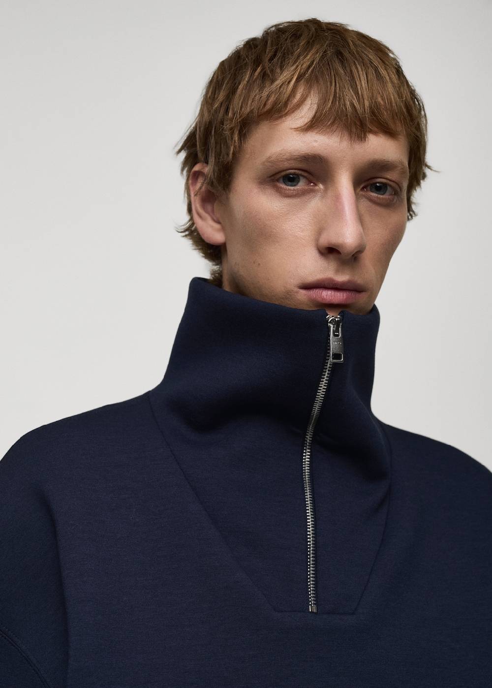 Mango Baumwoll-Sweatshirt mit Zip-Kragen im Angebot