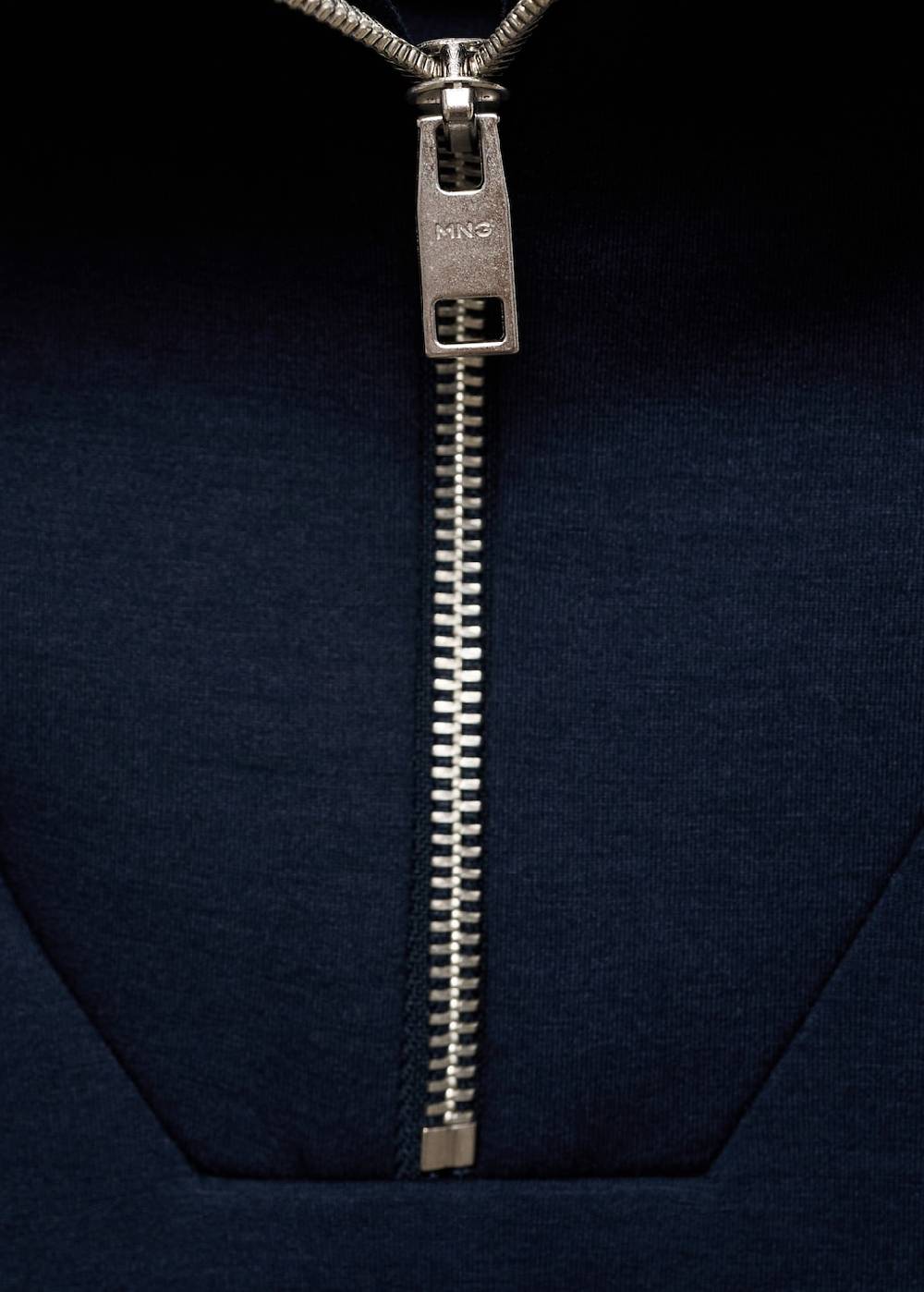 Mango Baumwoll-Sweatshirt mit Zip-Kragen im Angebot