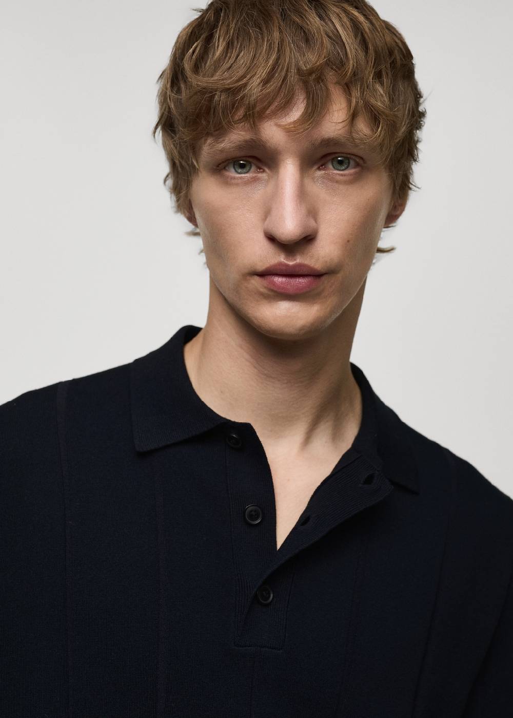 Mango Feinstrick-Poloshirt mit Rippmuster Begrenztes Angebot