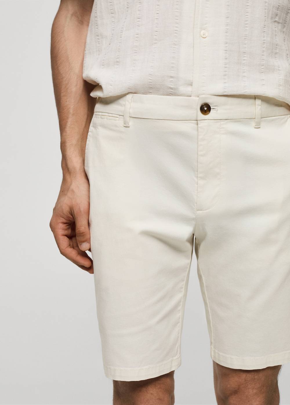 Mango Slim-Fit-Bermudashorts im Chino-Stil aus Baumwolle Angebote