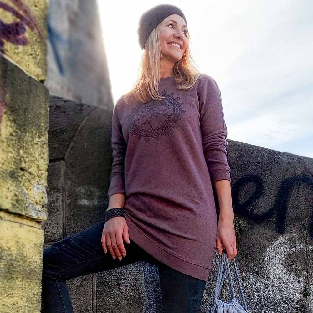 Natural Born Yogi Shiva Fever – Sweatshirt Kleid berry Bestseller