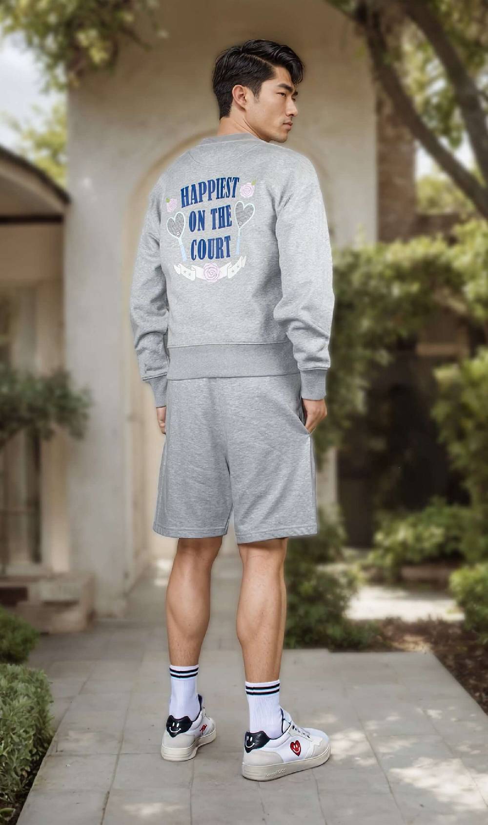 NIL+MON Sweatshirt "Happiest" Cyber Monday