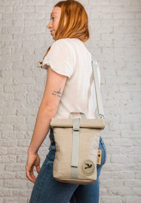 Papero PAPERO Lunchbag Handtasche aus Papier RACOON Pausenbrot vegan nachhaltig Zeitlich begrenztes Angebot