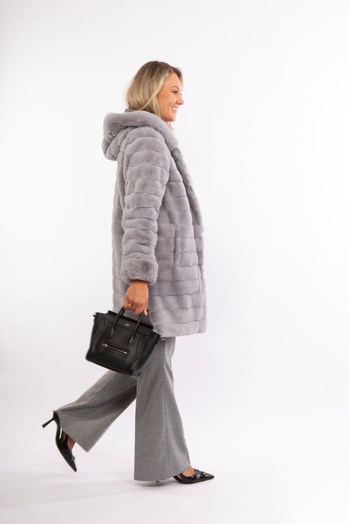 Petite M. Kunstfell WendeJacke in Platinum Grau Bis zu 60% Rabatt