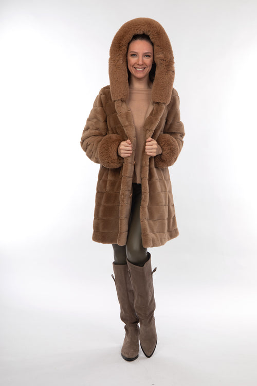 Petite M. Wendemantel mit Kapuze in Kunstfell und Microfaser, Farbe Camel Großer Ausverkauf