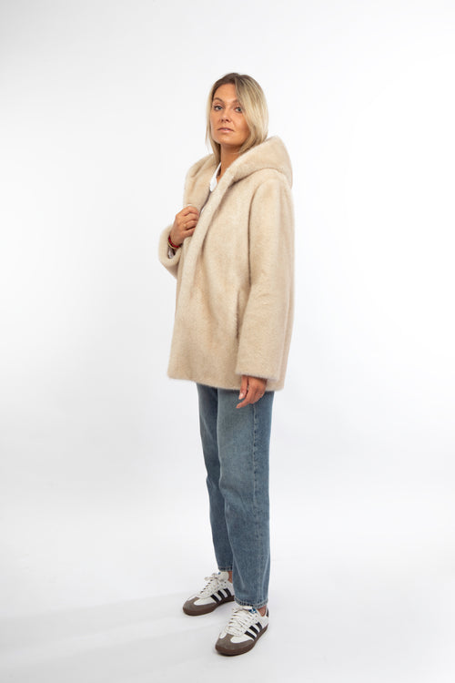 Petite M. Kunstfell Jacke Creme Valentinstagsangebot