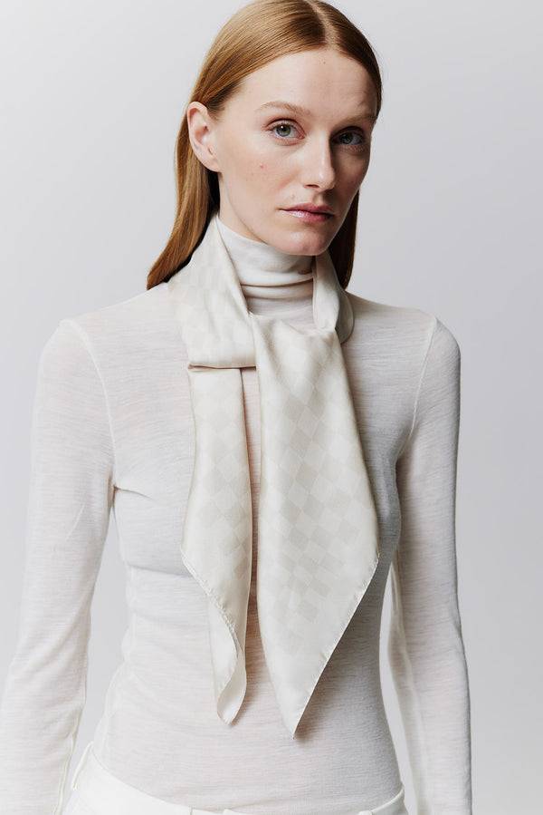 Prinz Berlin Seidentuch Illusion 90 Off-White Bis zu 65% Rabatt