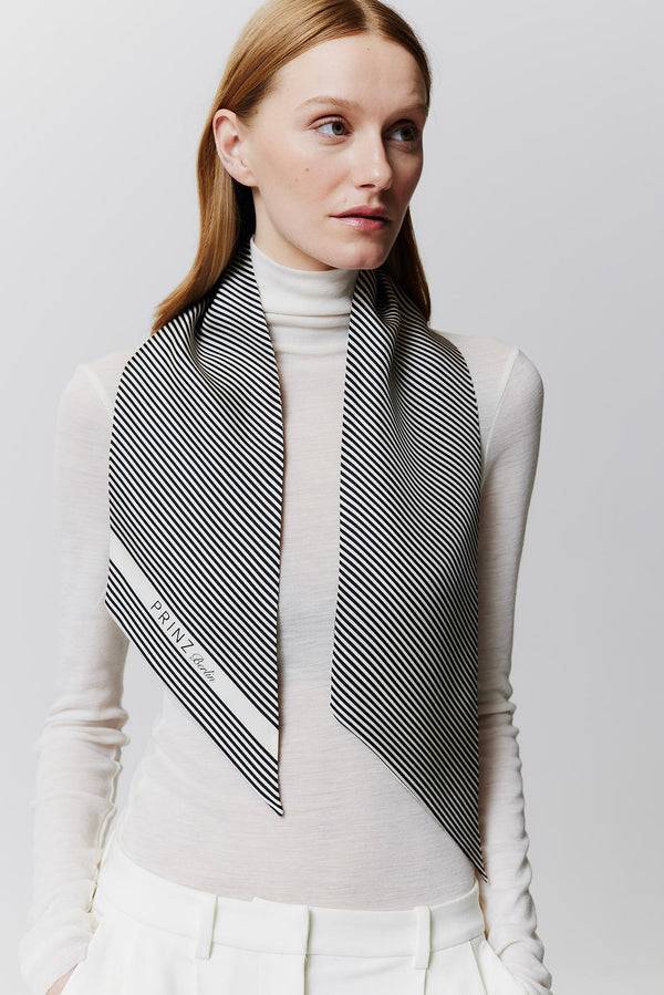 Prinz Berlin Seidenbandeau Stripes in Off-White Riesige Rabatte