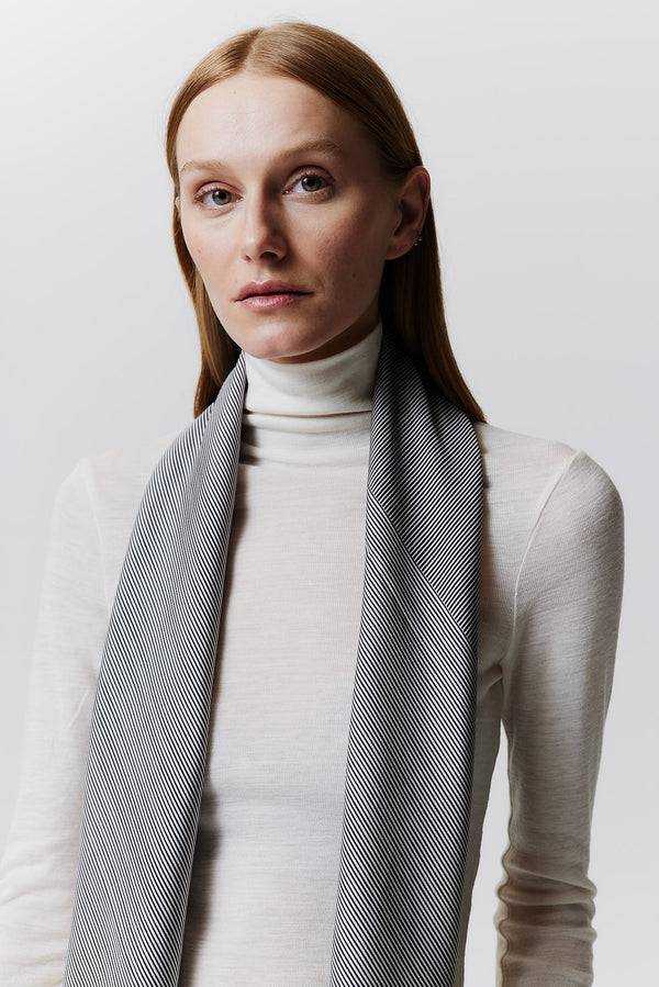 Prinz Berlin Seidentuch Stripes 123 Off-White Black Friday Preise