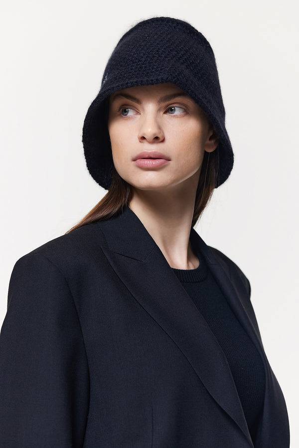Prinz Berlin Kaschmir Bucket Hat Hand Crochet Schwarz Lagerräumung
