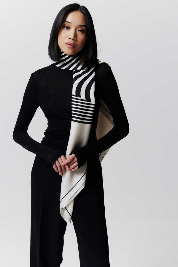 Prinz Berlin Seidentuch Swirl 123 Off-White Riesige Ersparnisse