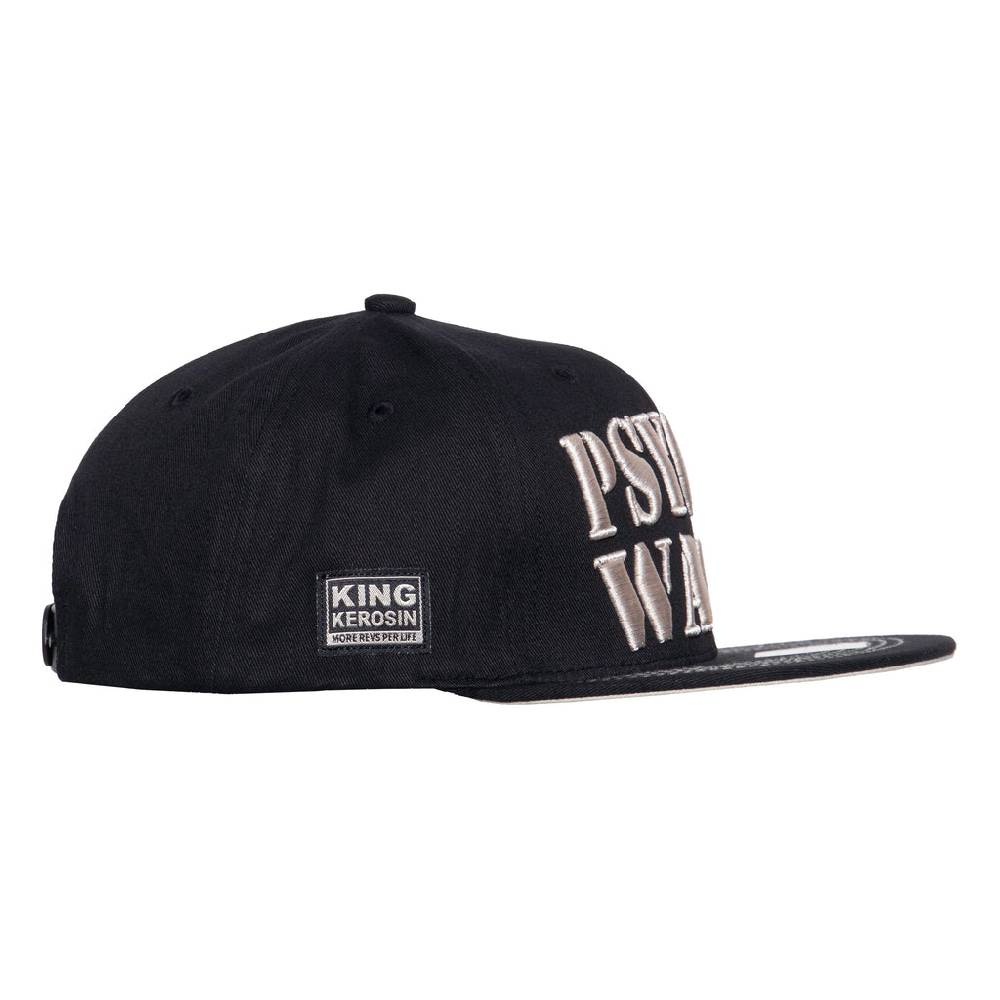 Queen Kerosin Flat Brim Cap «Psycho Ward» 50% Rabatt mit kostenlosem Versand