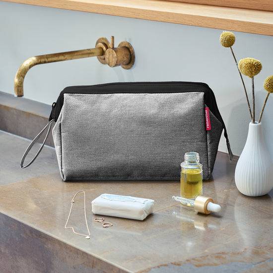 Reisenthel travelcosmetic twist silver (Kulturbeutel,grau) Limitierter Zeitrabatt