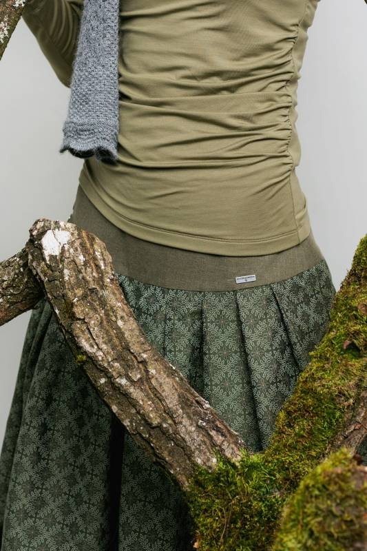 Rockmacherin Kronze Trachtenrock mit Blätterrauten auf Baumwolljacquard Exklusive Angebote