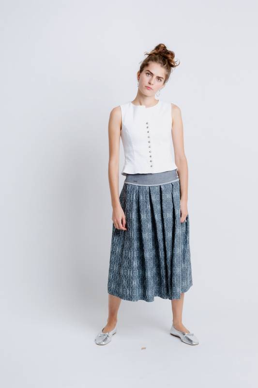 Rockmacherin Nanni Aigner Trachtenweste für Damen in Weiß im Angebot