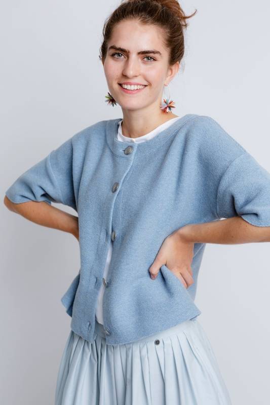 Rockmacherin Mella Strickjacke im Landhaus-Stil, mit trendig kurzem Ärmel Black Friday